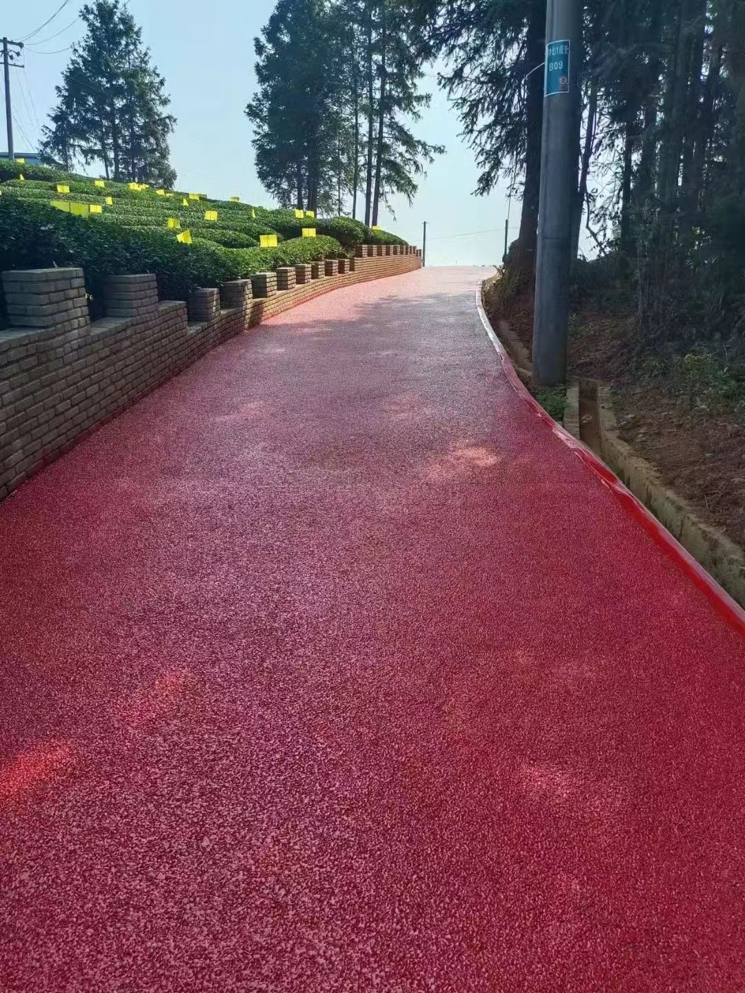 路面改色漆旧路翻新施工
